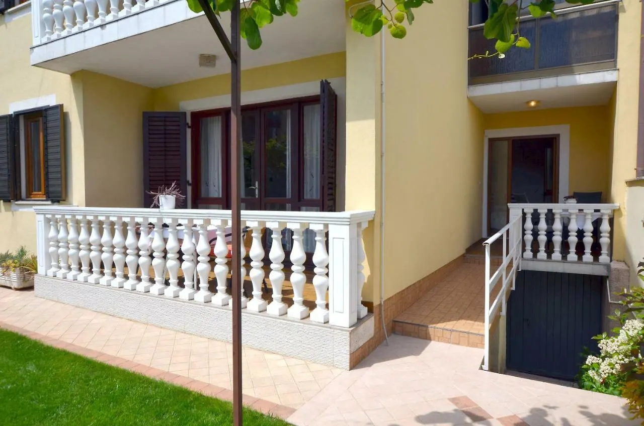 Apartments Ederina Umag