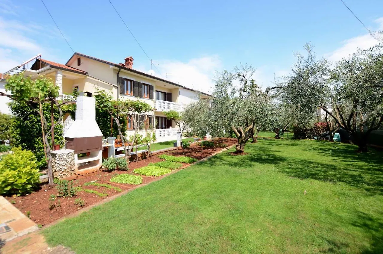 Apartments Ederina Umag